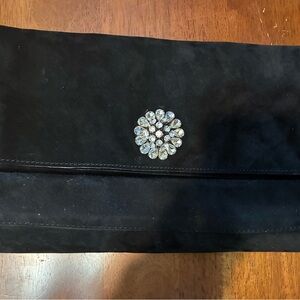 Ann Taylor Black Suede Clutch with Jewel Accent-mint! R$148